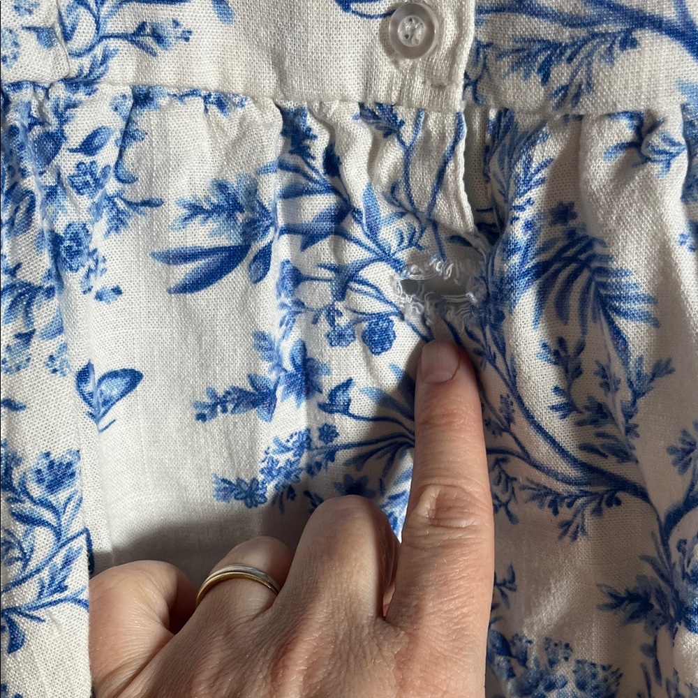 btween Floral Dress in Blue and White - Picture 6 of 8